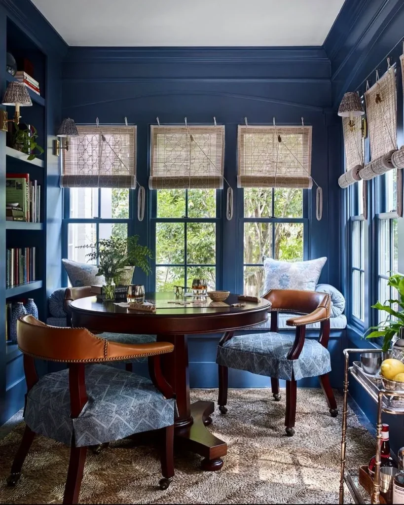 Blue Sunroom Dining Corner with Classic Seating