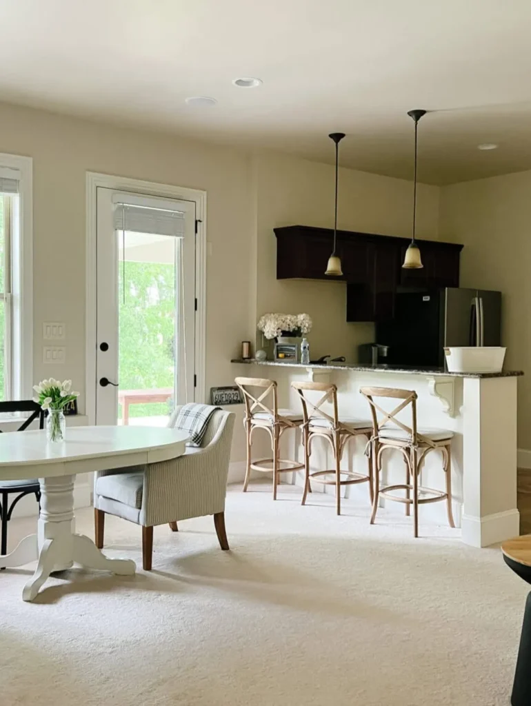 Bright Breakfast Nook