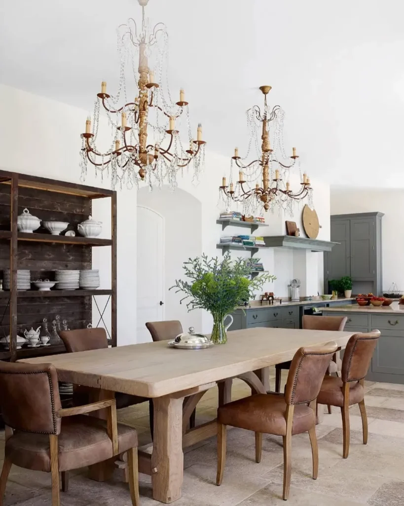 Rustic Summer House Dining Room