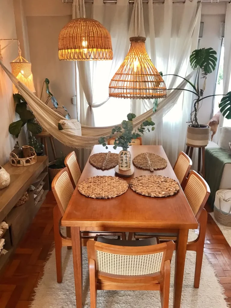 Cozy Hammock Corner Dining Setup