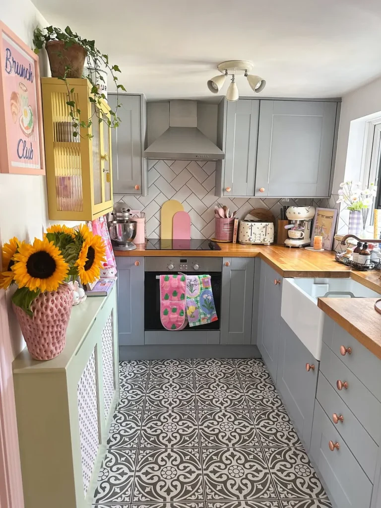 Pastel Cottagecore Kitchen Ideas with Pink Accents