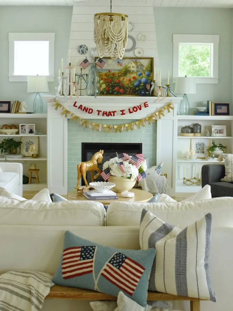 Cottage Style 4th of July Living Room Decor