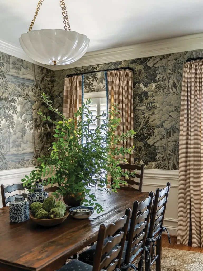 Cozy Dining Room Ideas With Scenic Wallpaper Walls