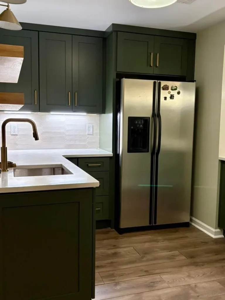 Modern Basement Bar With Open Shelving Display