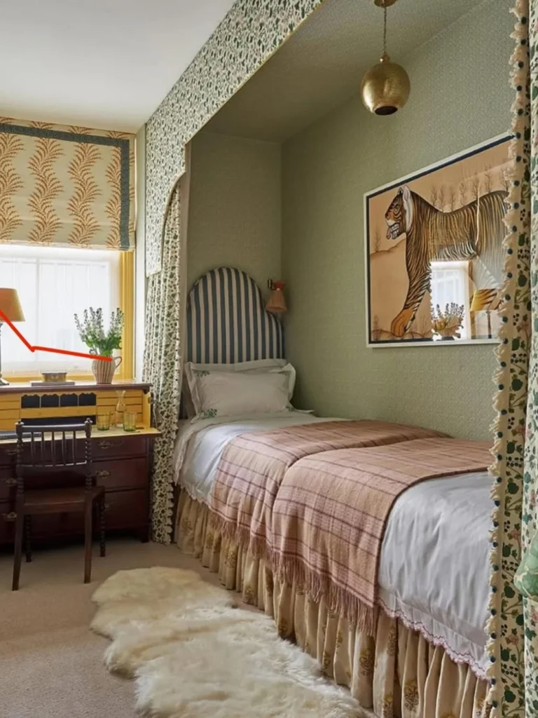Patterned Alcove Bed With Vintage Cottage Charm