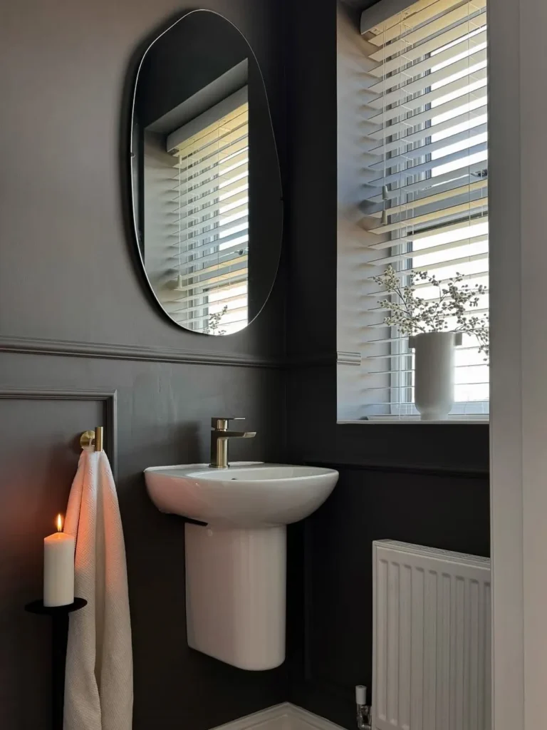 Dramatic Charcoal Gray Bathroom Paint Idea