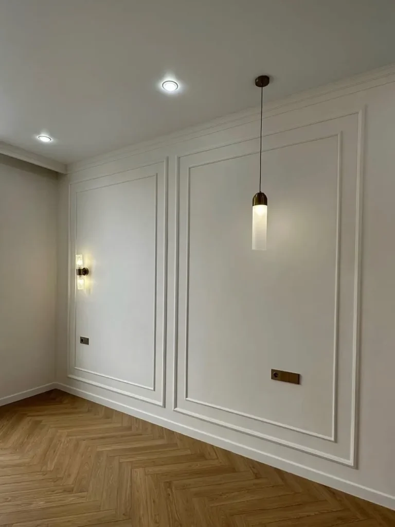 Minimal Picture Frame Moulding Feature Wall