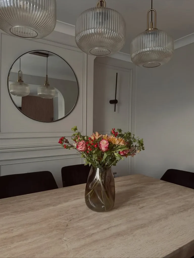 Modern Dining Room Wainscoting With Round Mirror