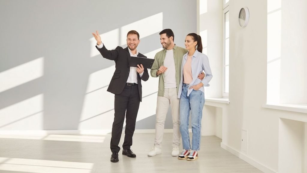 Teach the Buyer Something Useful Before Asking for the Sale