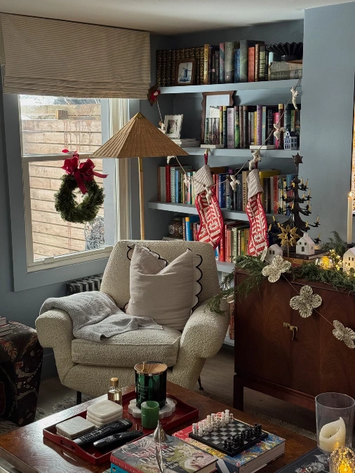 Cozy Christmas Reading Corner
