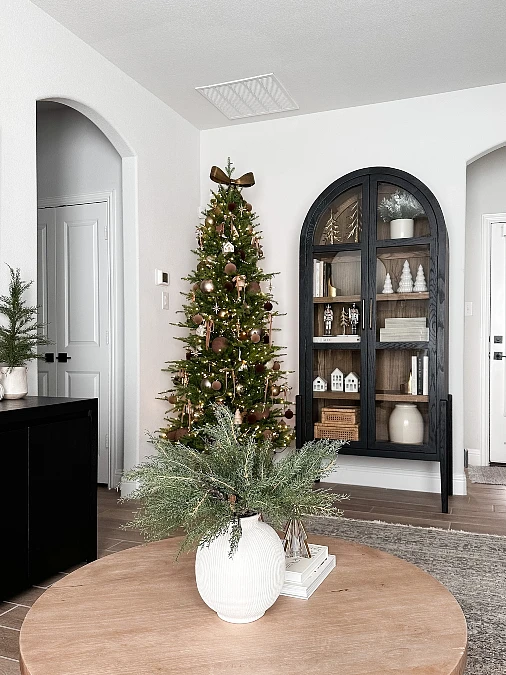 Warm Neutral Christmas Tree Corner